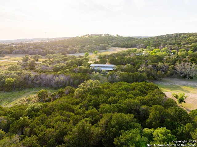 Listing photo id 57 for 231 Doris Dr