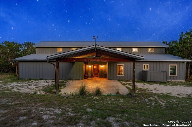 Listing photo id 66 for 231 Doris Dr