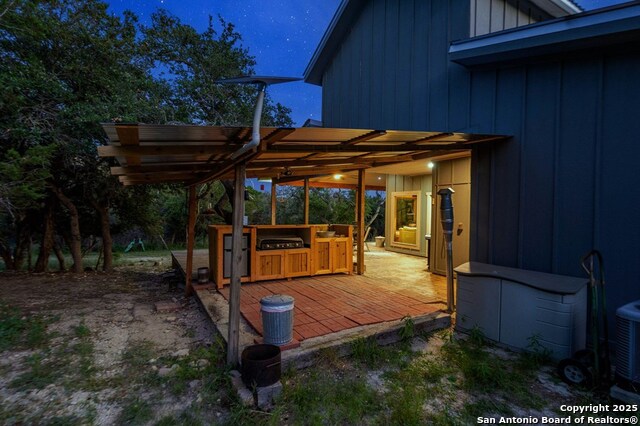 Listing photo id 69 for 231 Doris Dr