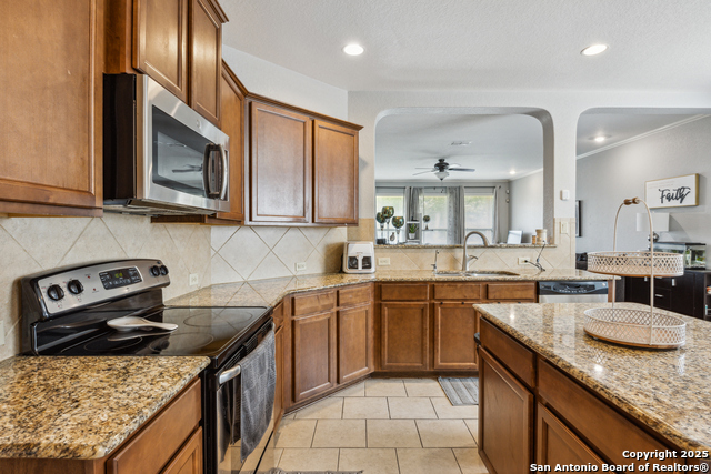 Image 9 of 40 For 13508 Ashmont