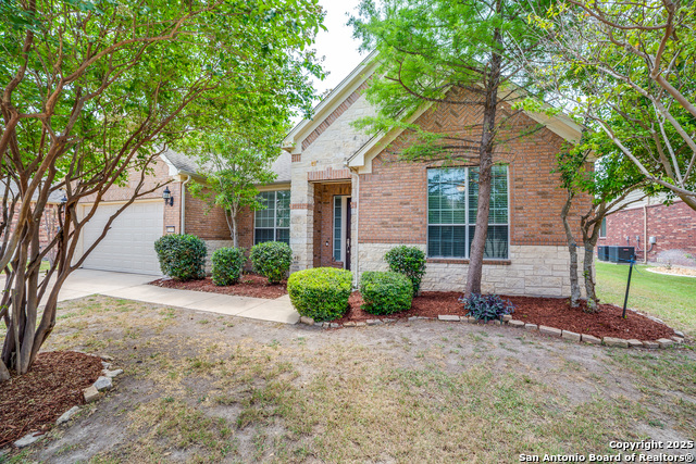Listing photo id 0 for 12406 Prince Solms