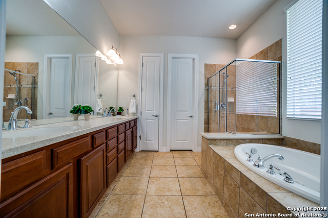 Listing photo id 24 for 12406 Prince Solms