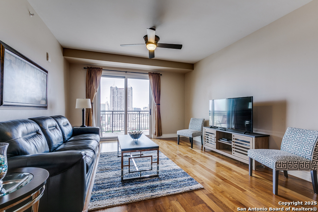 Details for 215 Center N Apt 1, San Antonio, TX 78202