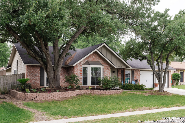 Listing photo id 0 for 10620 Cross Plns