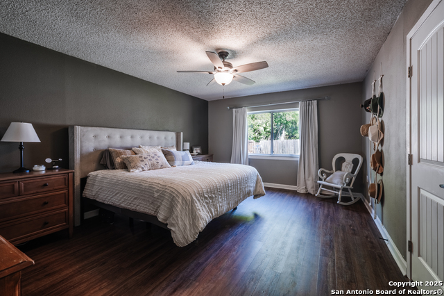 Listing photo id 24 for 10620 Cross Plns