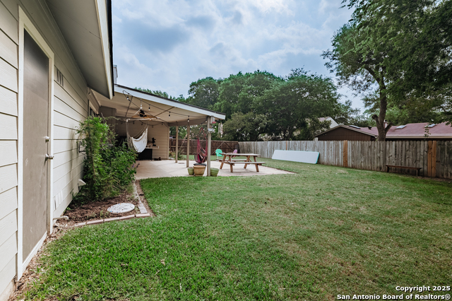 Listing photo id 37 for 10620 Cross Plns