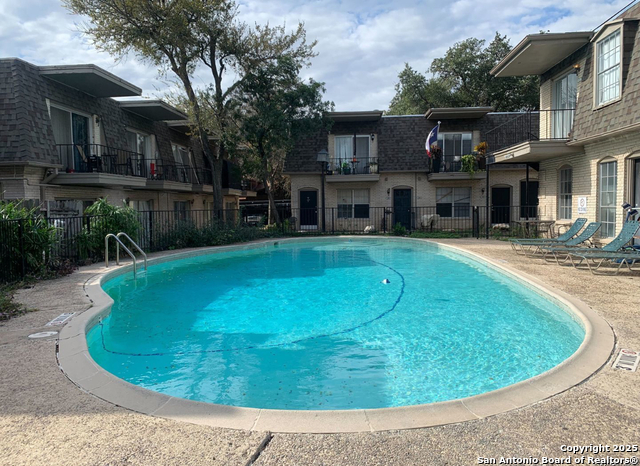 Details for 170 De Chantle Rd  205, San Antonio, TX 78201
