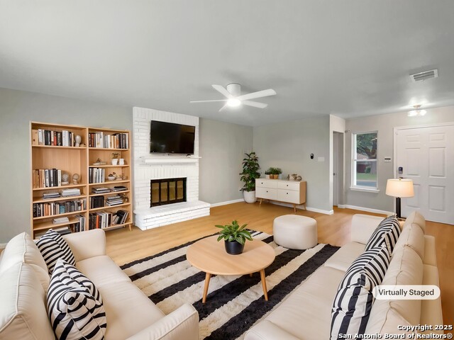 Image 2 of 23 For 6218 Ridge Oak