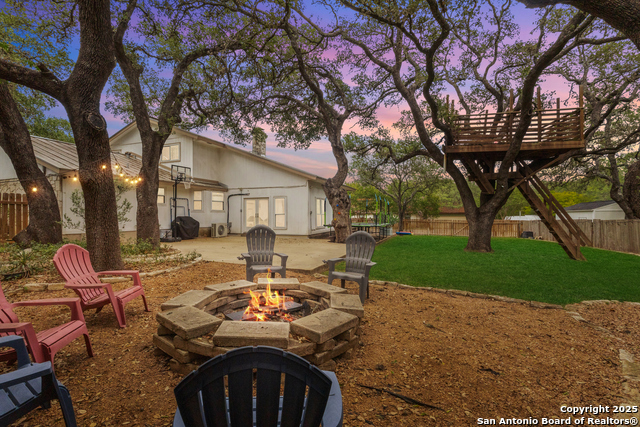 Listing photo id 0 for 1946 Encino Belle