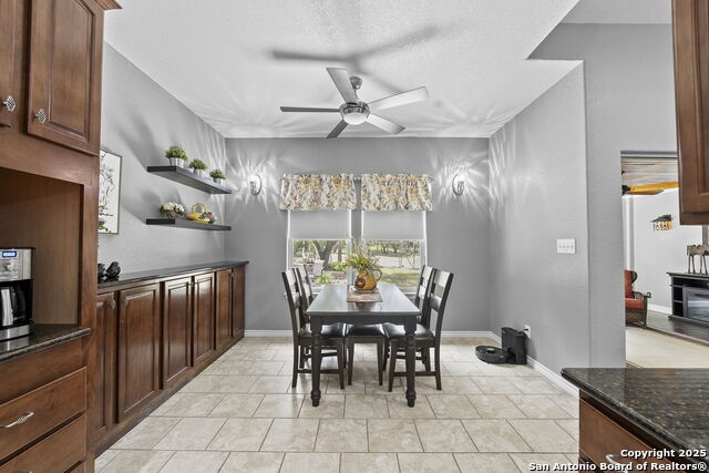 Listing photo id 8 for 721 Gallagher