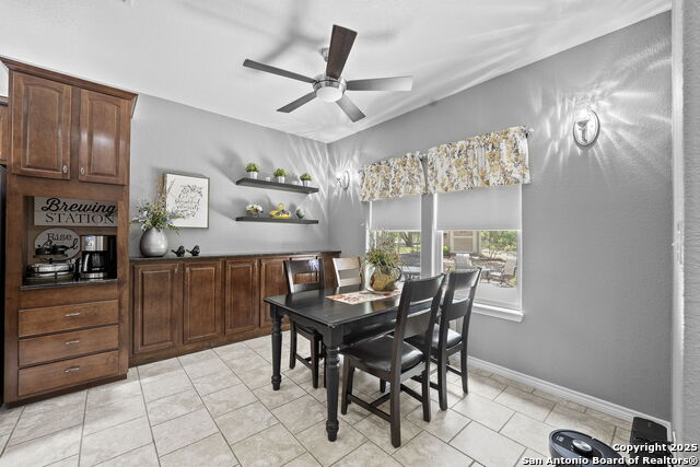 Listing photo id 9 for 721 Gallagher