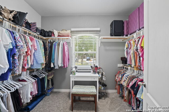 Listing photo id 26 for 721 Gallagher