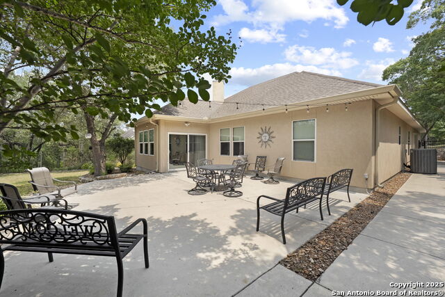 Listing photo id 34 for 721 Gallagher