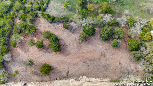 Listing photo id 7 for 015 Wesp Way