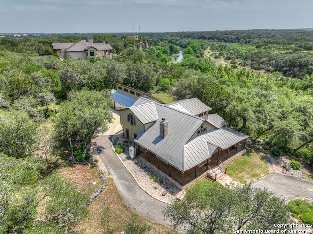 Image 43 of 47 For 860 Bluff Ridge