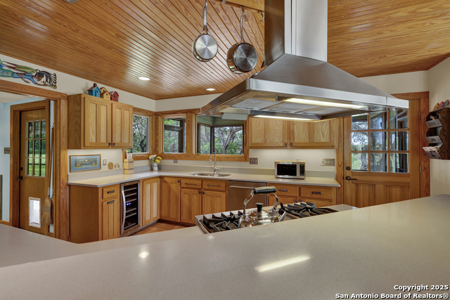 Image 8 of 47 For 860 Bluff Ridge