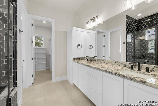 Listing photo id 7 for 1 Squaw Circle