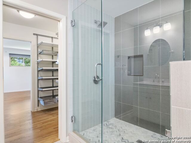 Image 21 of 34 For 602 Northridge