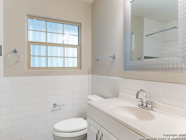 Image 24 of 34 For 602 Northridge