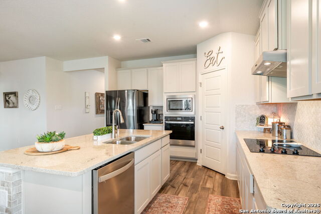 Image 14 of 40 For 948 Black Horse Way