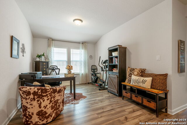 Image 18 of 40 For 948 Black Horse Way