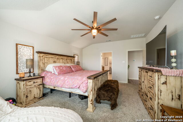 Image 20 of 40 For 948 Black Horse Way