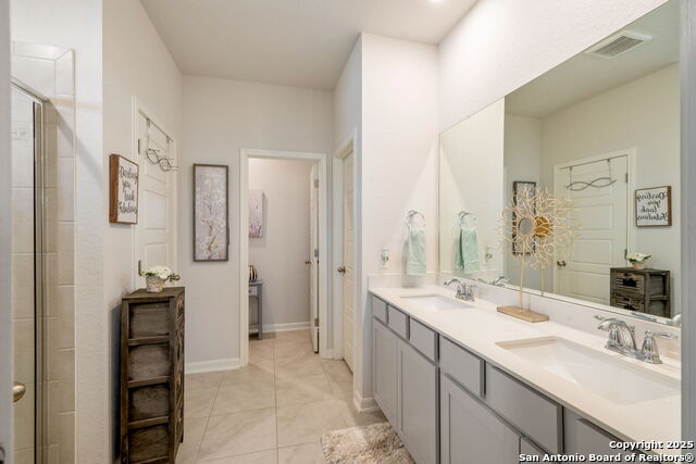 Image 22 of 40 For 948 Black Horse Way