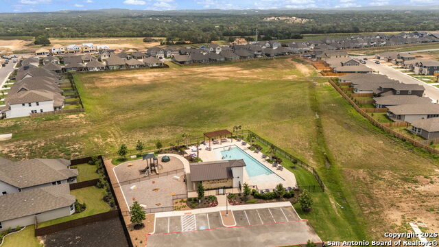 Image 38 of 40 For 948 Black Horse Way