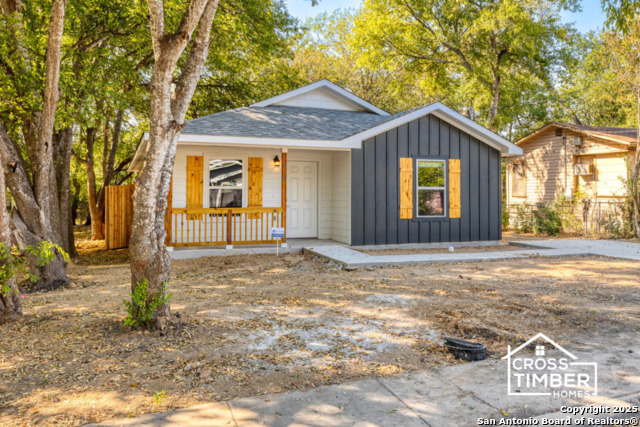 Image 3 of 34 For 4718 Vaquero Creek