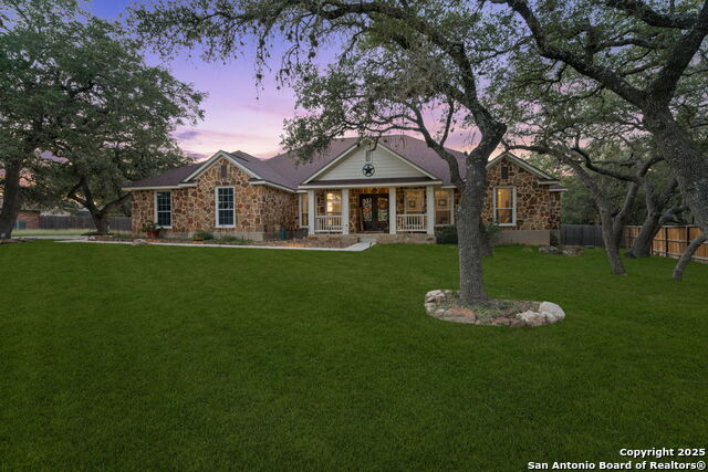 Listing photo id 1 for 3511 Cheyenne Star