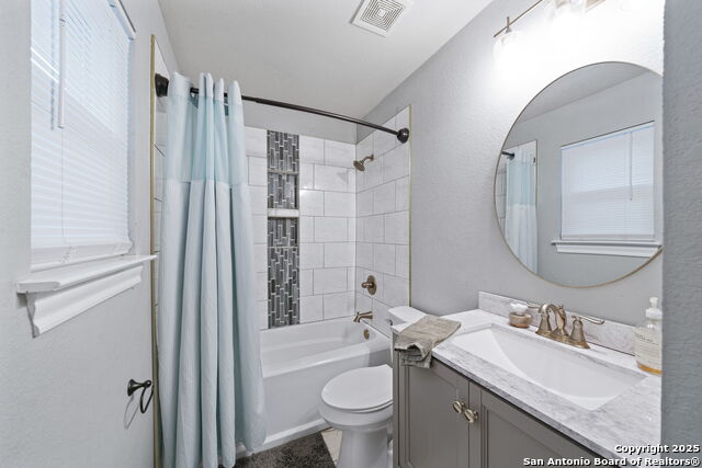 Listing photo id 29 for 3511 Cheyenne Star