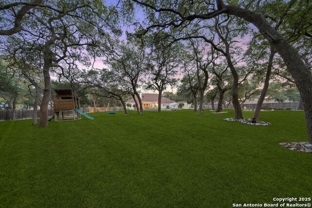 Listing photo id 40 for 3511 Cheyenne Star