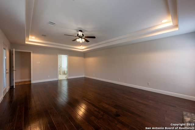 Listing photo id 16 for 8718 Paseo Oaks