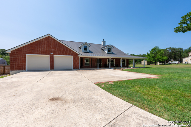 Listing photo id 0 for 8718 Paseo Oaks