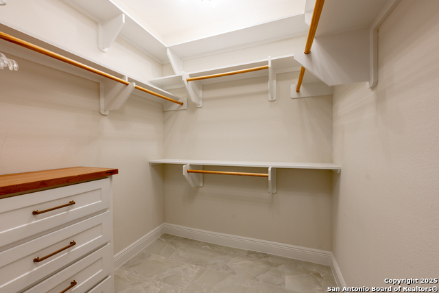 Listing photo id 20 for 8718 Paseo Oaks