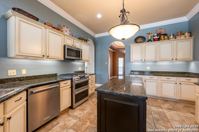Listing photo id 22 for 8718 Paseo Oaks