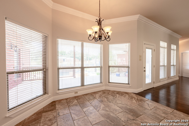 Listing photo id 27 for 8718 Paseo Oaks
