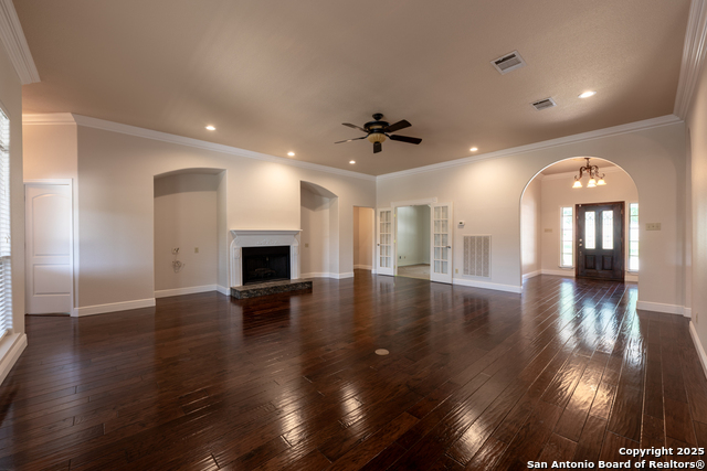 Listing photo id 32 for 8718 Paseo Oaks