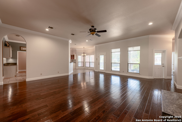 Listing photo id 34 for 8718 Paseo Oaks