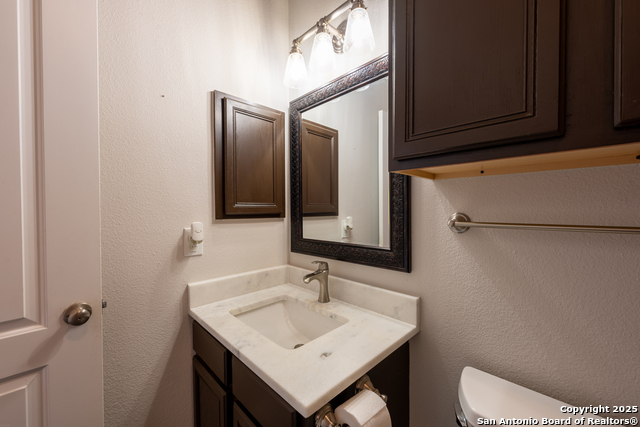 Listing photo id 43 for 8718 Paseo Oaks