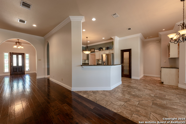 Listing photo id 46 for 8718 Paseo Oaks