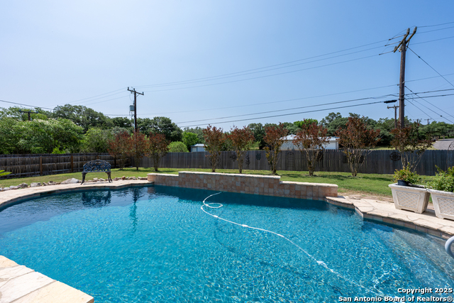 Listing photo id 55 for 8718 Paseo Oaks