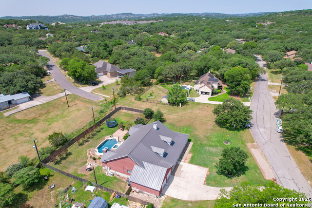 Listing photo id 4 for 8718 Paseo Oaks