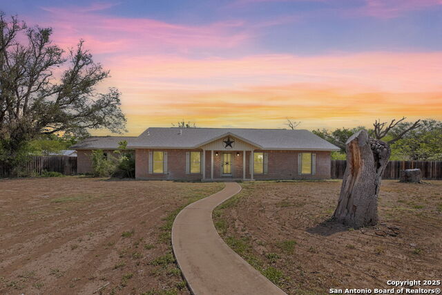 Details for 1312 Acorn  , Hondo, TX 78861