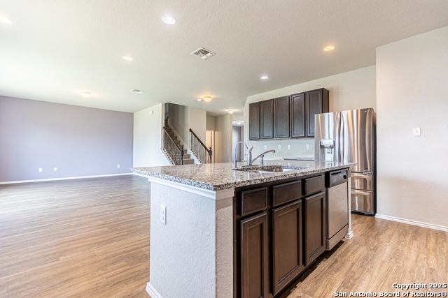 Listing photo id 14 for 5930 Ivans Farm
