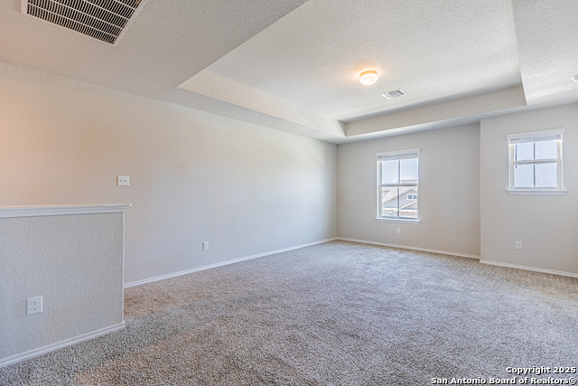 Listing photo id 17 for 5930 Ivans Farm