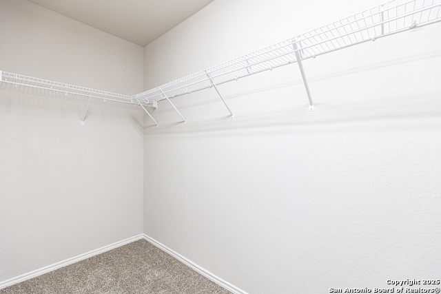Listing photo id 29 for 5930 Ivans Farm