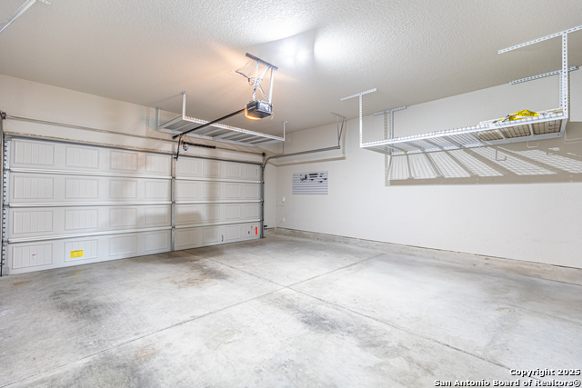 Listing photo id 31 for 5930 Ivans Farm