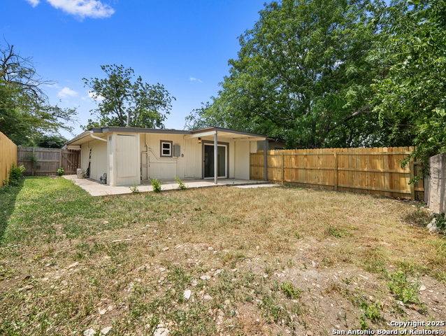 Image 10 of 10 For 407-a Sharon Dr  A