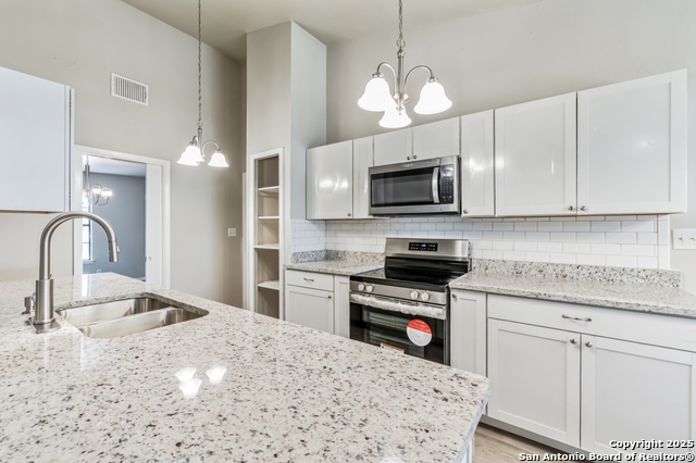 Listing photo id 7 for 4203 Quail  